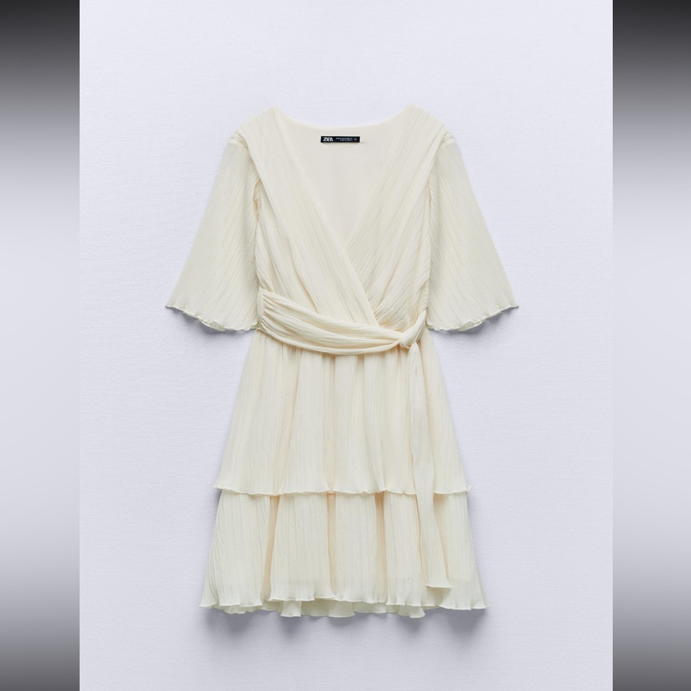 NWT ZARA WOMEN'S  Pleated Mini Dress Ivory 9878/160